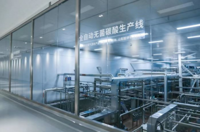 强信心·走进百企丨为健康加码 元气森林工厂绘就绿色智造新图景
